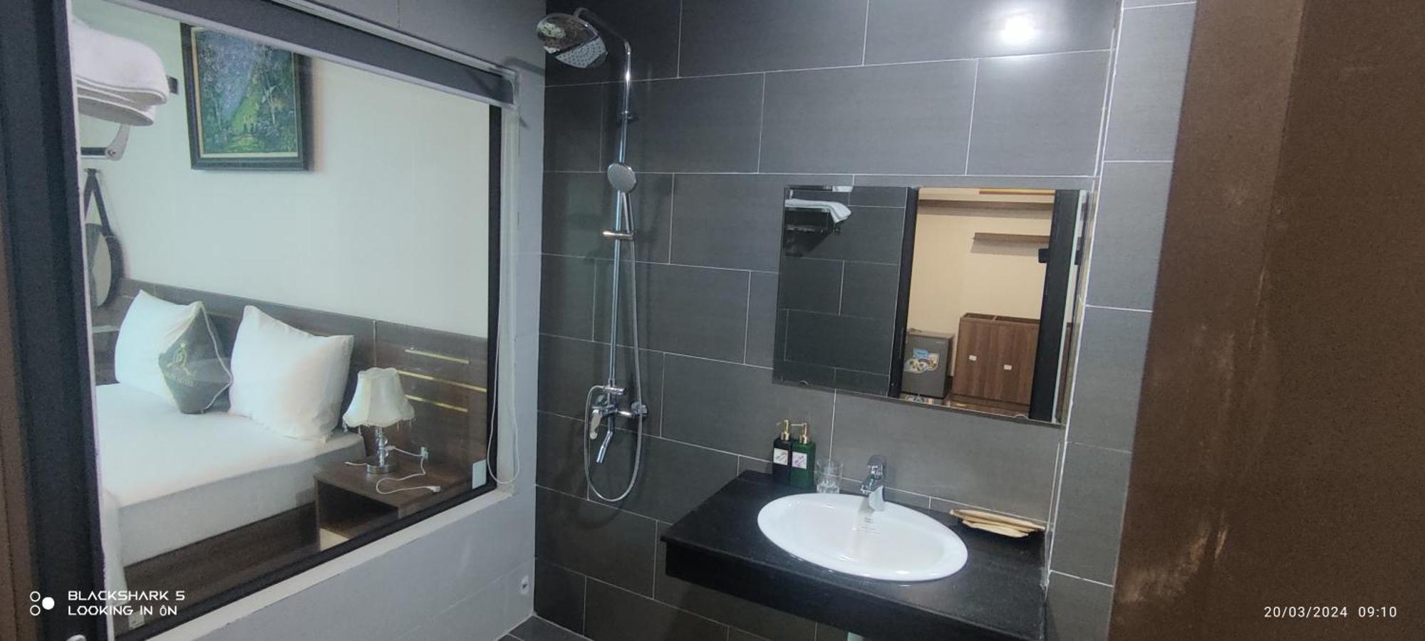 Ls Hotel Phu Ly Esterno foto